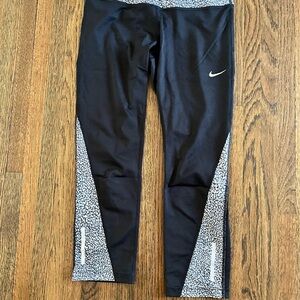 Nike Dri-fit Capri Leggings